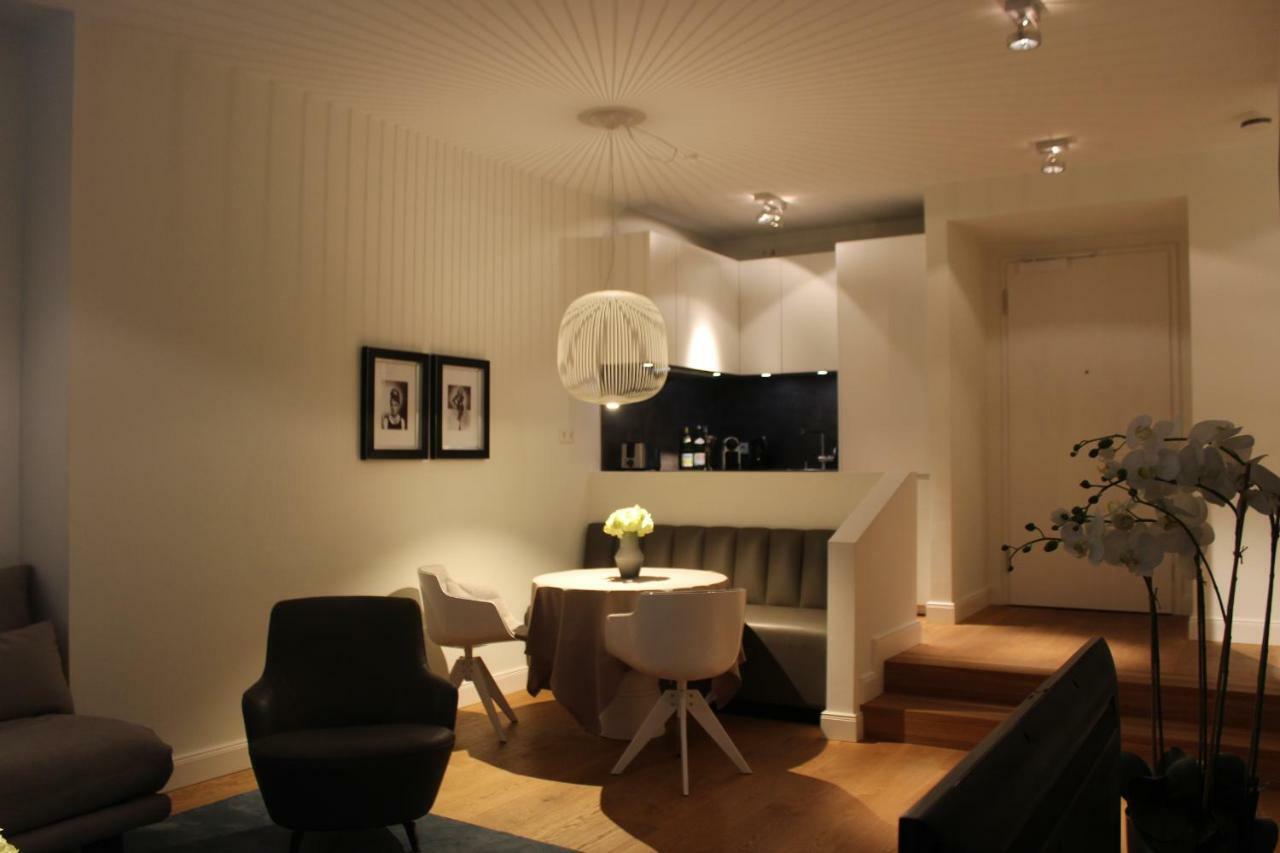 Luxury Apartment In Andreas Quartier Düsseldorf Exteriör bild