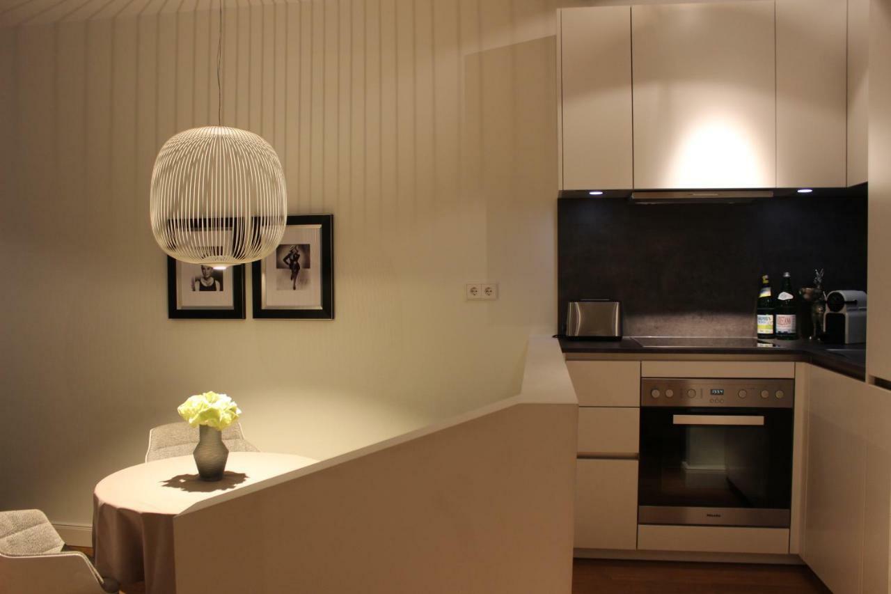 Luxury Apartment In Andreas Quartier Düsseldorf Exteriör bild